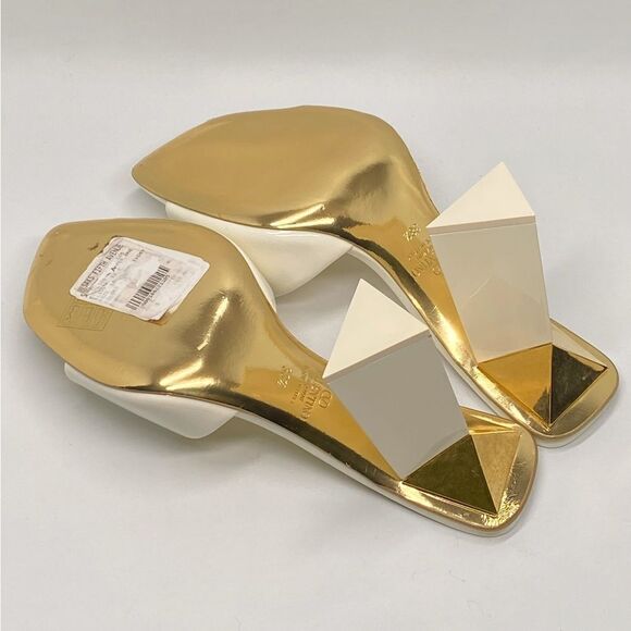 Valentino Garavani One Stud Hyper Slide Sandals In Patent Leather size 38.5 - Picture 14 of 15